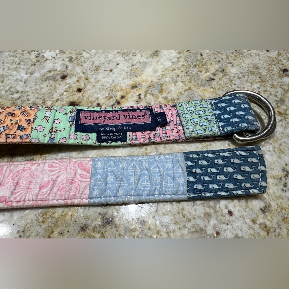 Size small vineyard vines patchwork belt